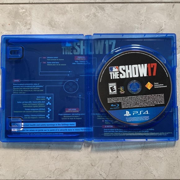 MLB The Show17 PS4 - Picture 3 of 3